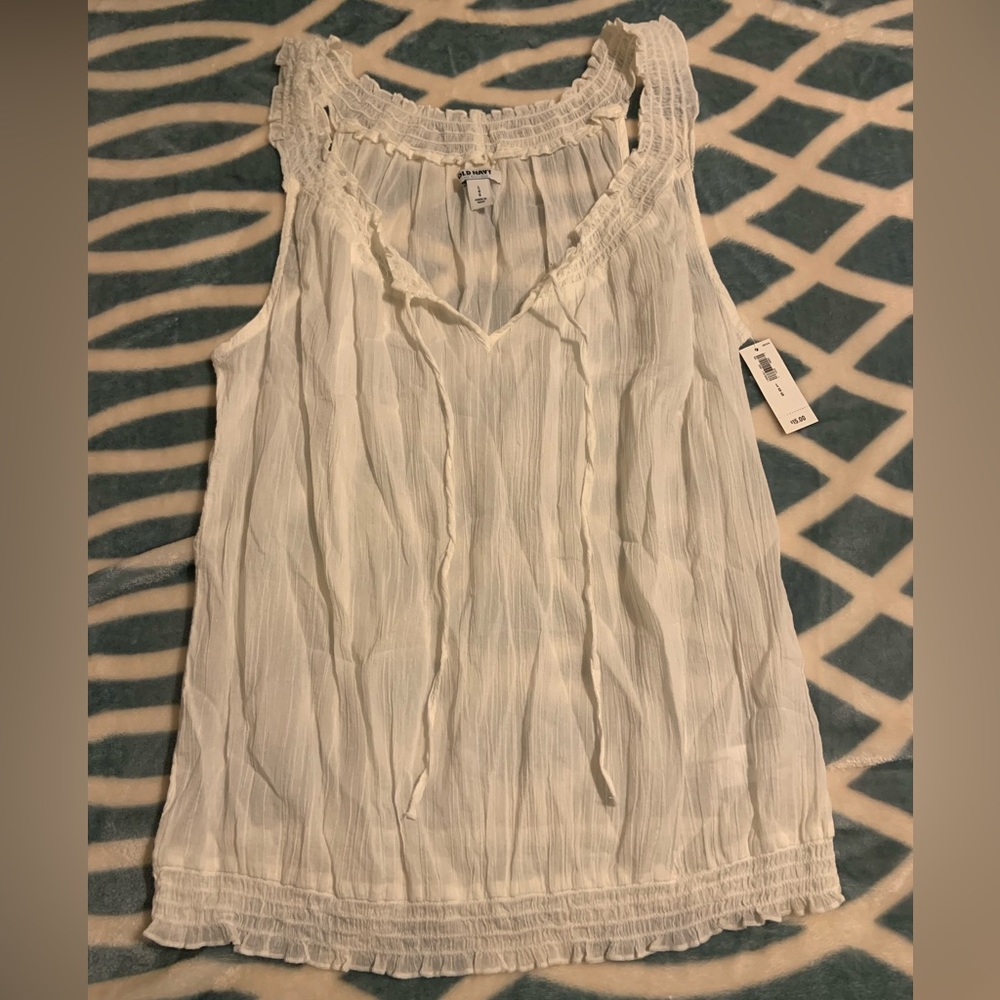 Large white Old Navy tank top NWT